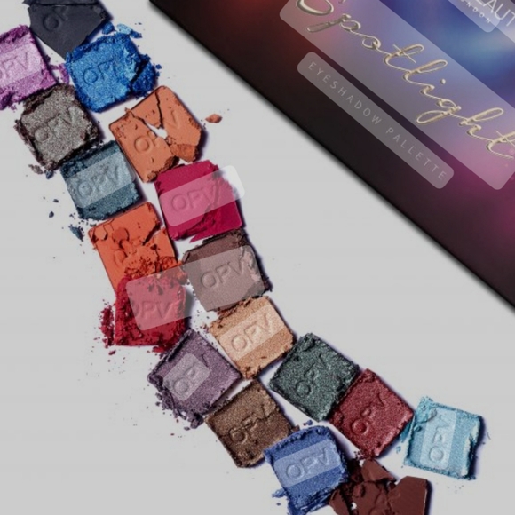OPVBEAUTY LONDON Spotlight Eyeshadow Palette - Picture 3 of 8